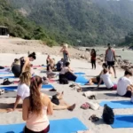 yoga teacher training in healthy open enviroment